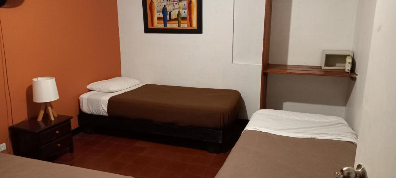 Casa Kiwi Hostel ميديلين الغرفة الصورة